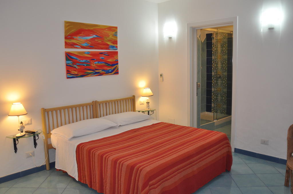 Il Mediterraneo - Adults Only Ponza Extérieur photo