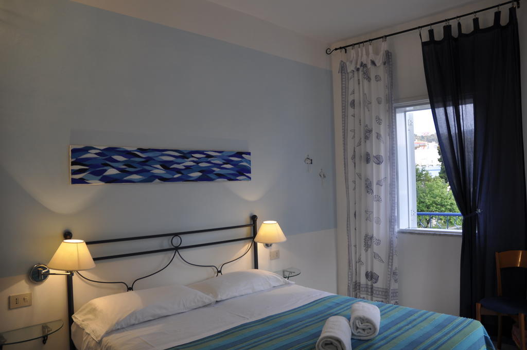 Il Mediterraneo - Adults Only Ponza Chambre photo